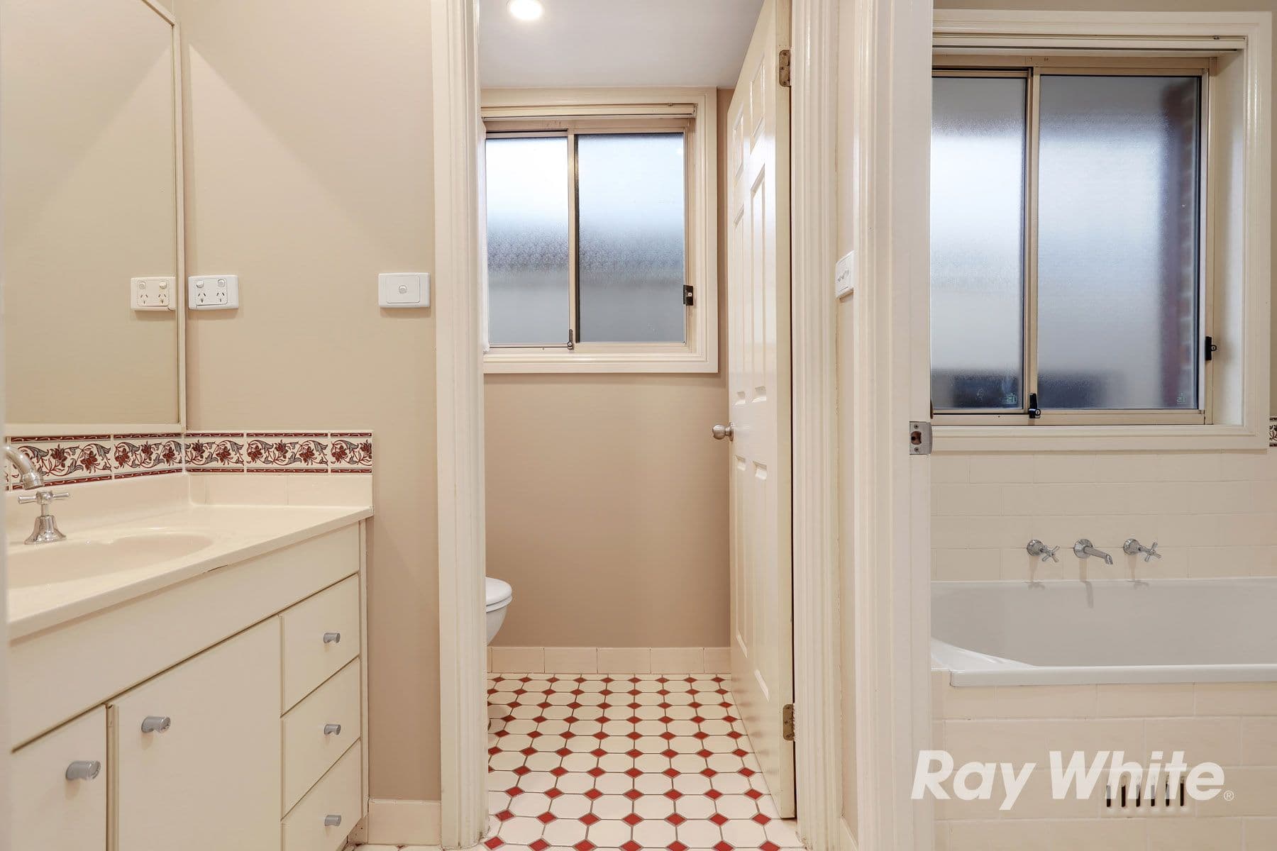 33A Melville Road, St Clair NSW 2759, St Clair - Thumbnail 6