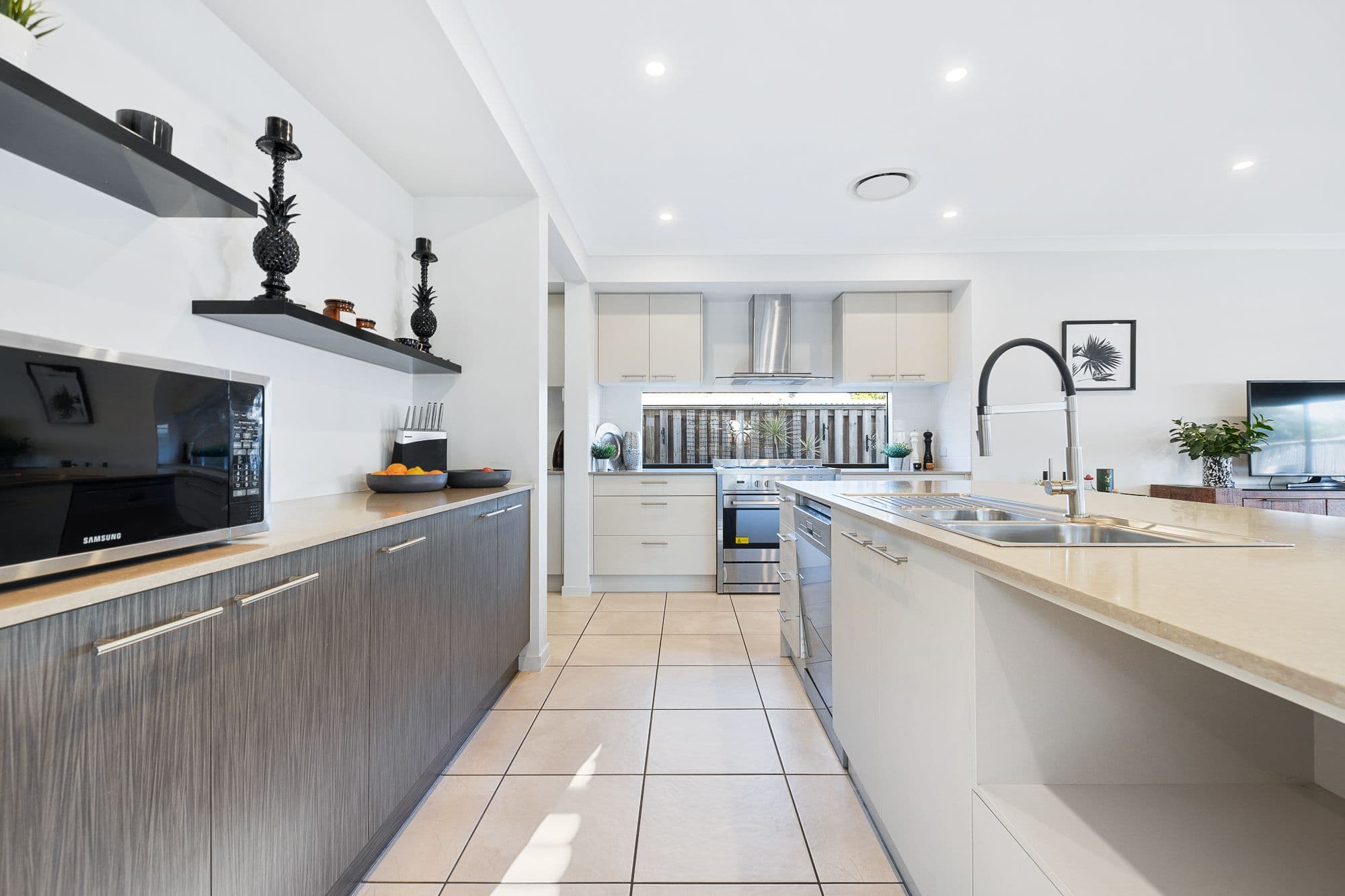 7 Rookery Crescent, Bridgeman Downs QLD 4035, Bridgeman Downs - Thumbnail 3