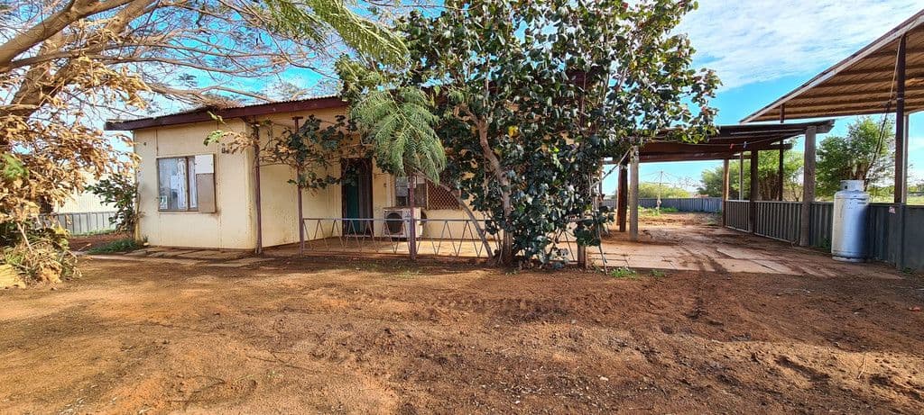 207 McGlades Road, Carnarvon WA 6701, Carnarvon - Image 1