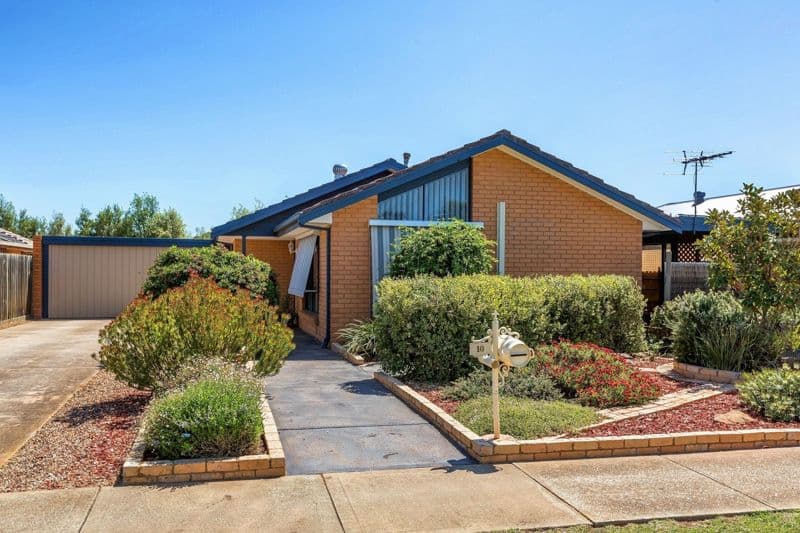 10 Roderick Drive, Kurunjang VIC 3337, Kurunjang - Image 1