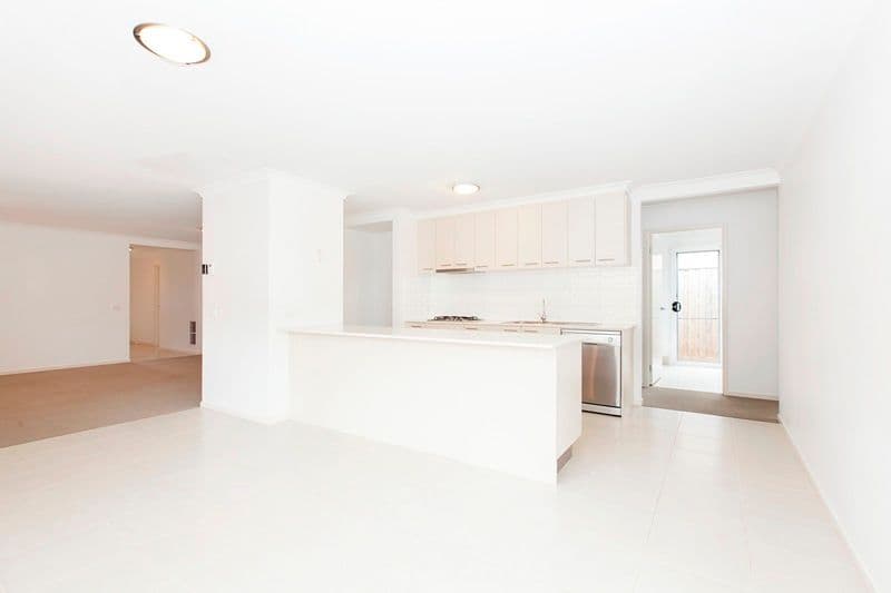 35 Hugo Drive, Point Cook VIC 3030, Point Cook - Thumbnail 8