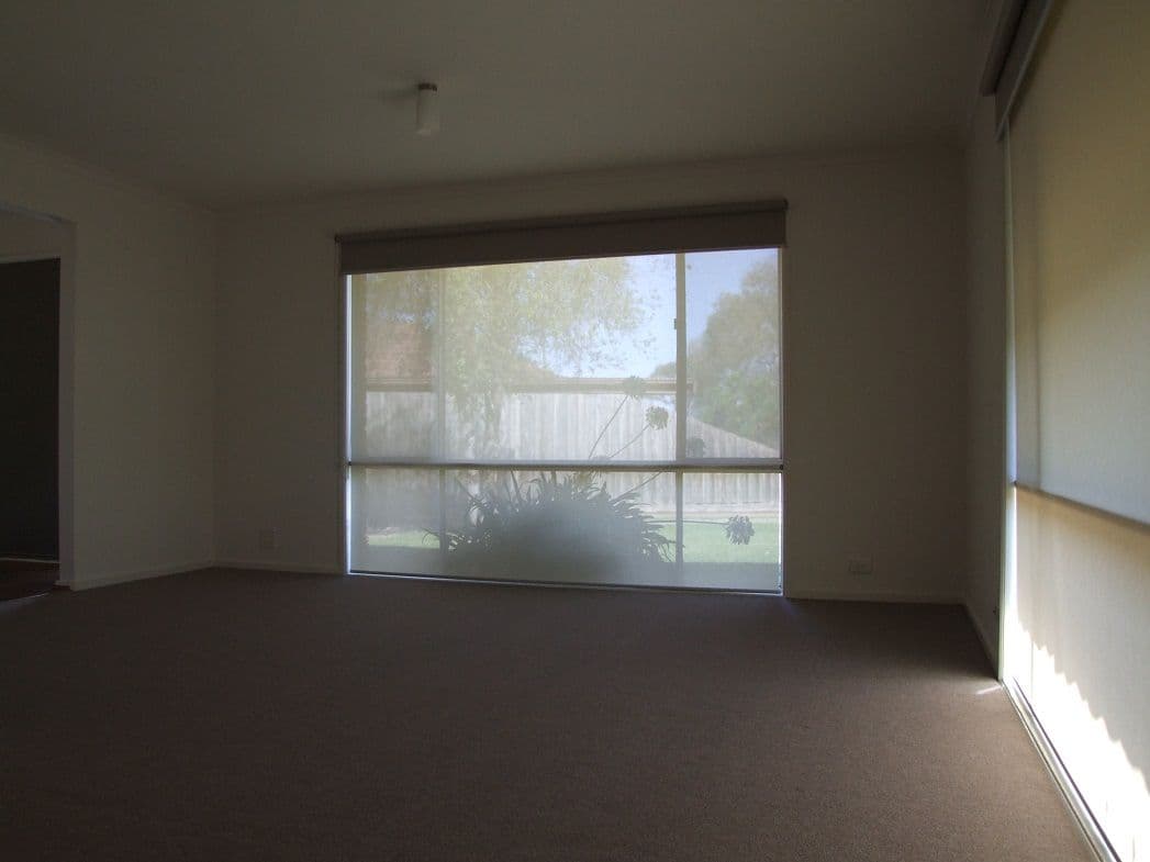 1 Pennyroyal Crescent, KURUNJANG VIC 3337, Kurunjang - Thumbnail 7