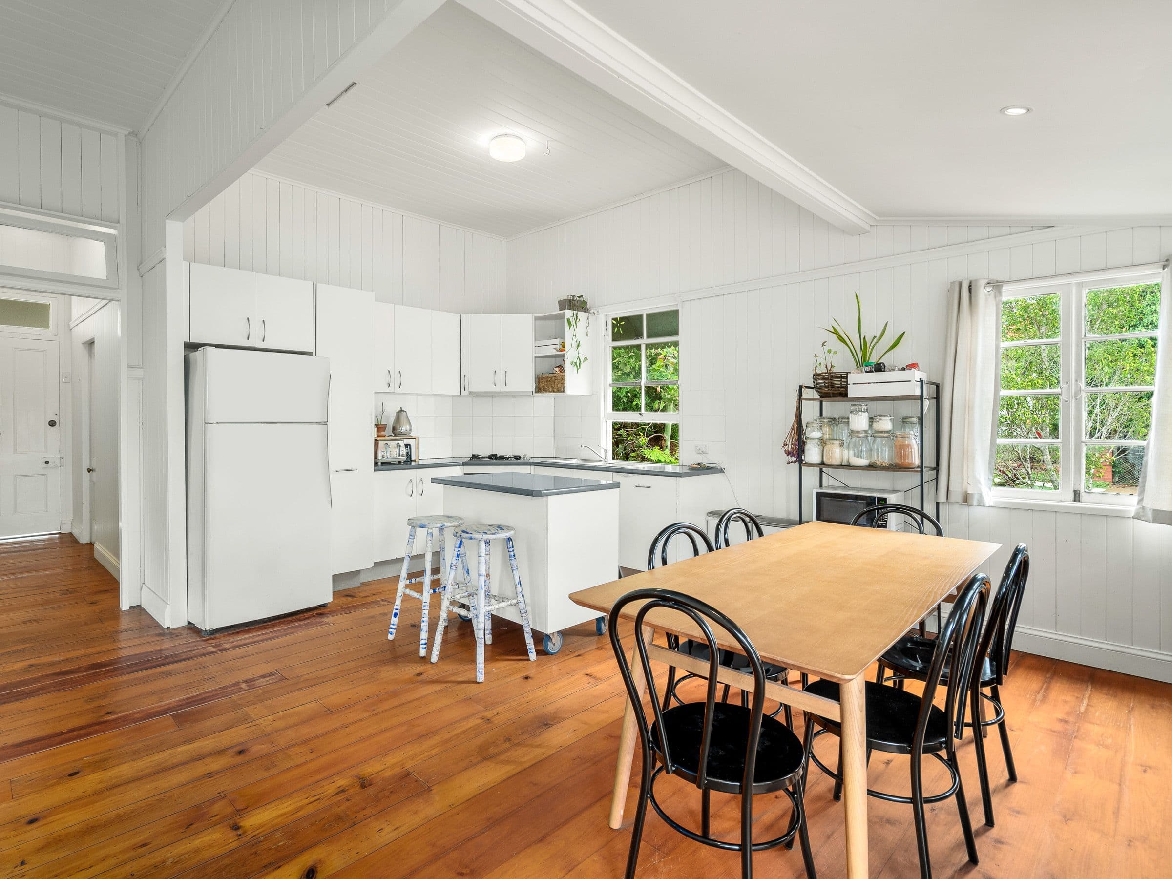 35 Stella Street, Holland Park QLD 4121, Holland Park - Thumbnail 5