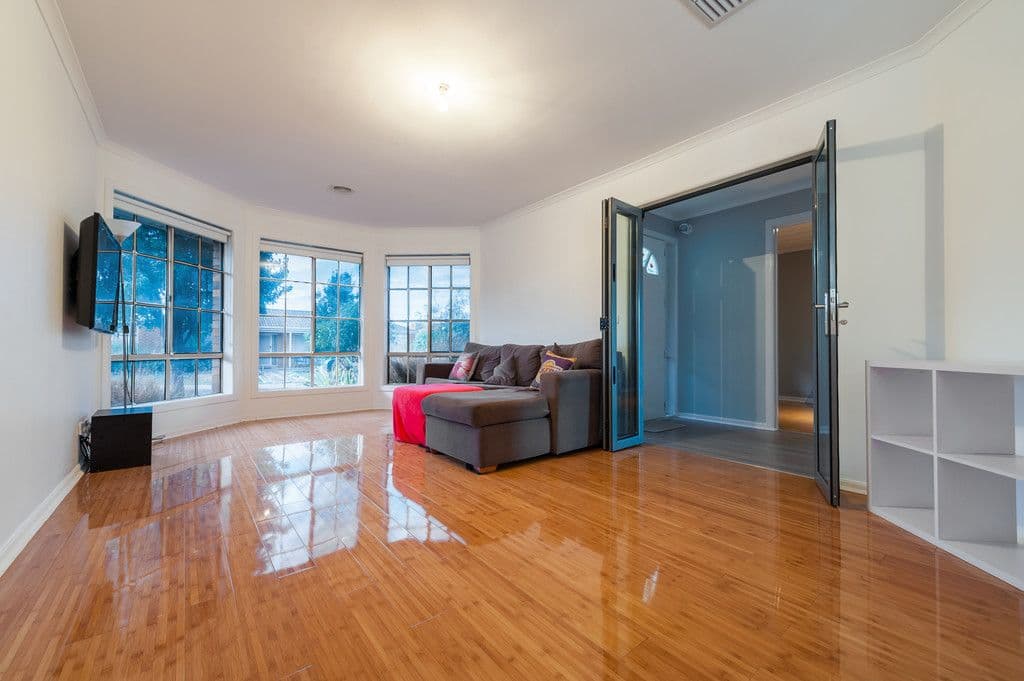 8 Raheen Place, Craigieburn VIC 3064, Craigieburn - Thumbnail 4