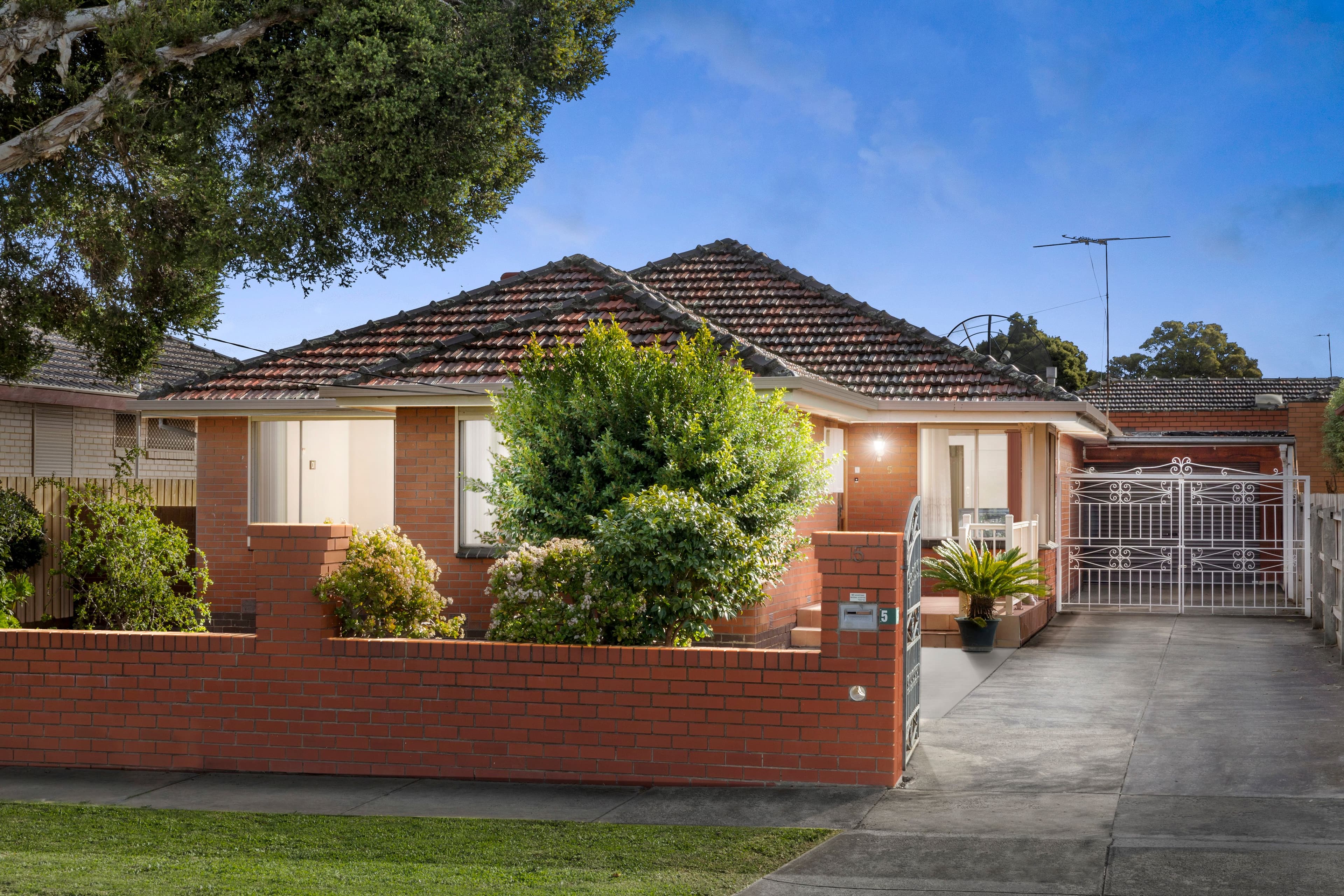 5 Melton Crescent, Lalor VIC 3075, Lalor - Image 1