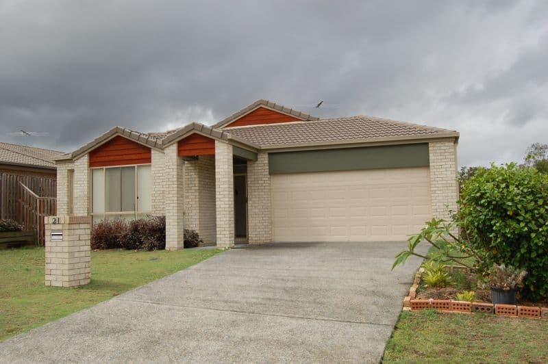 21  Courtney Close, HERITAGE PARK QLD 4118, Heritage Park - Image 1