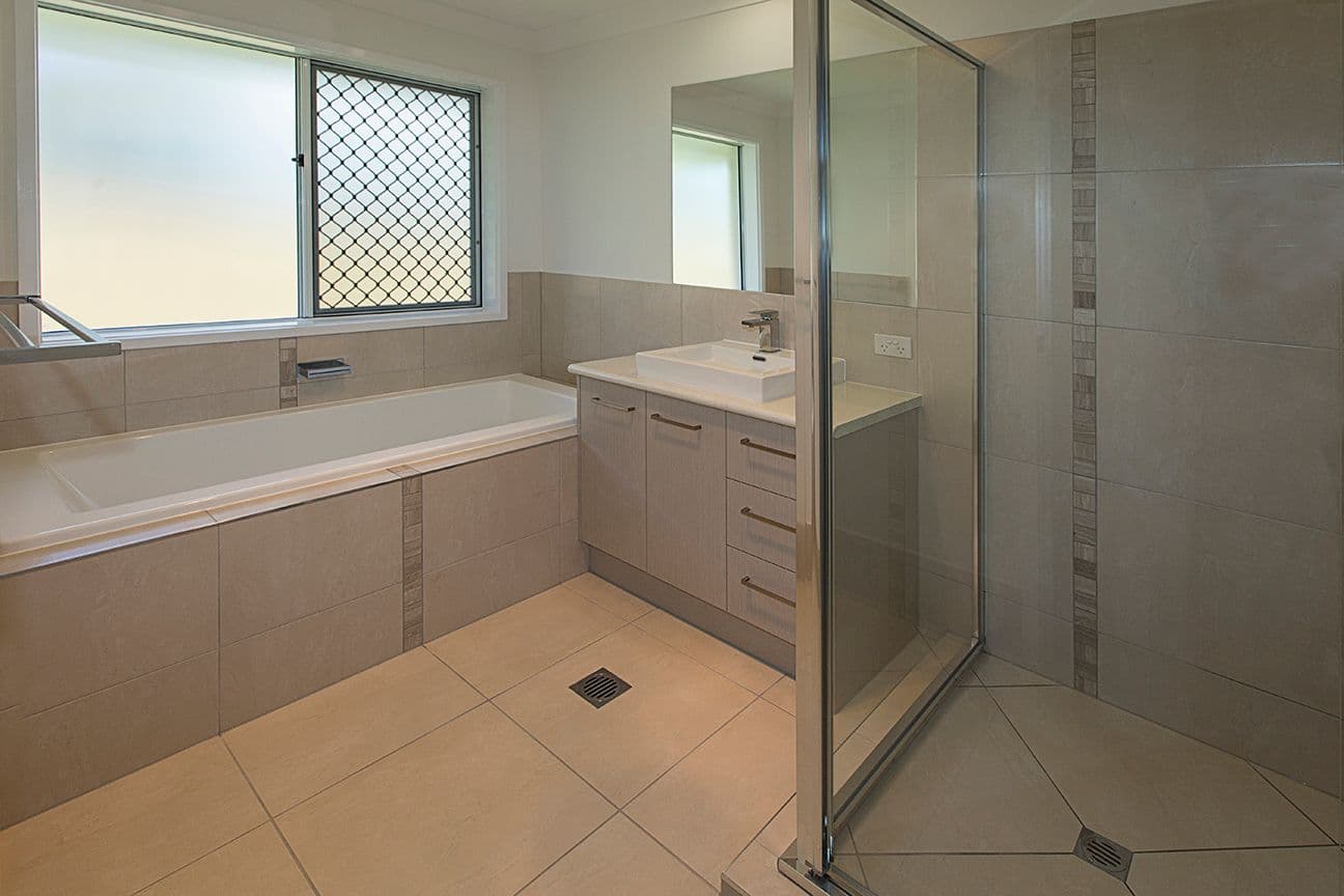 121A Cemetery Road, Raceview QLD 4305, Raceview - Thumbnail 4