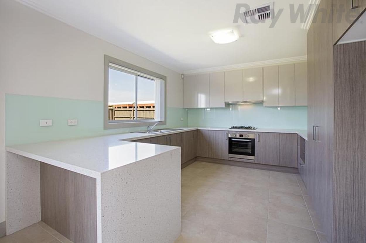 26 Kelsey Street, Middleton Grange NSW 2171, Middleton Grange - Thumbnail 2