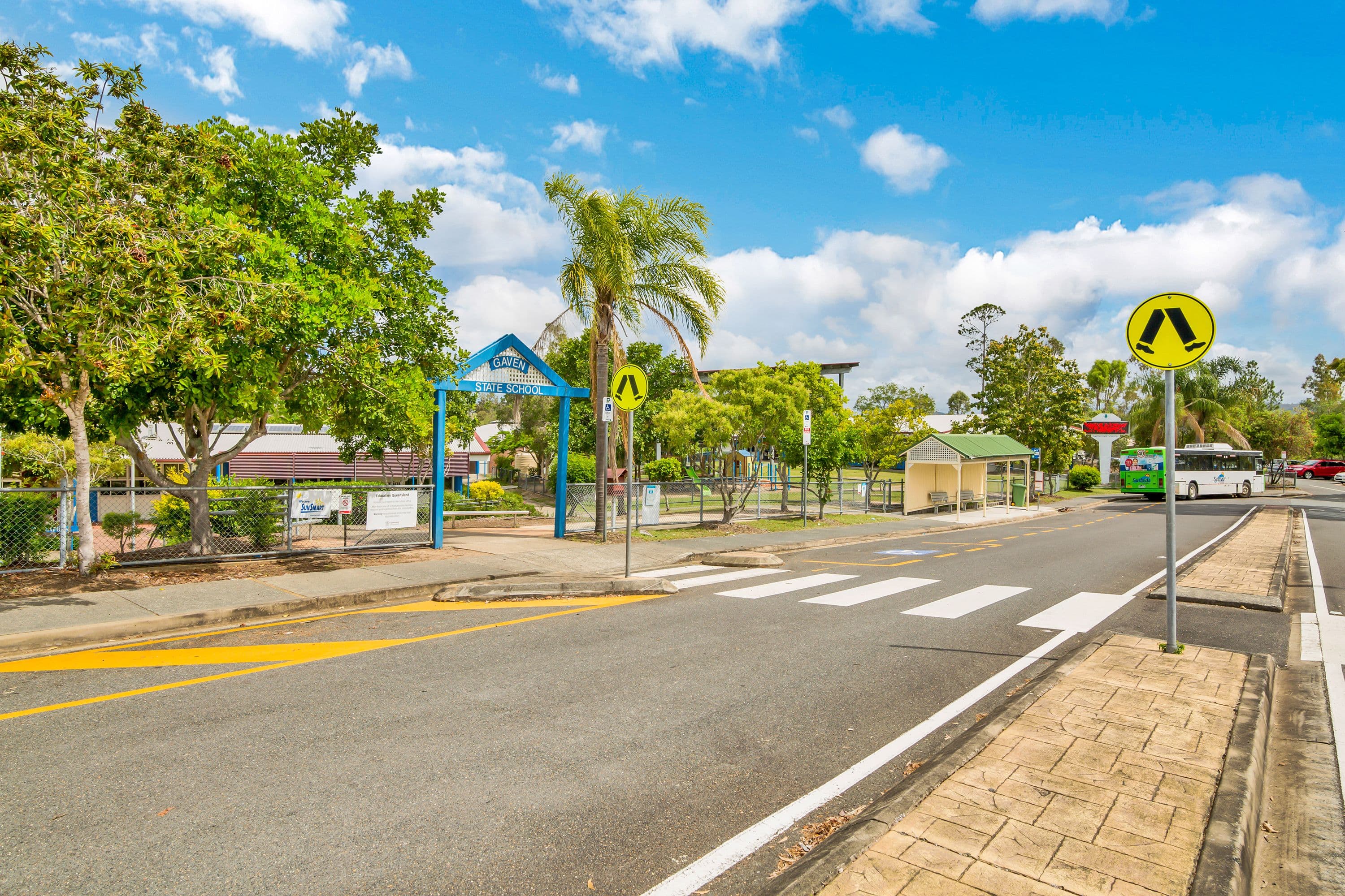 10 Buchanan Circuit, Oxenford QLD 4210, Oxenford - Thumbnail 3