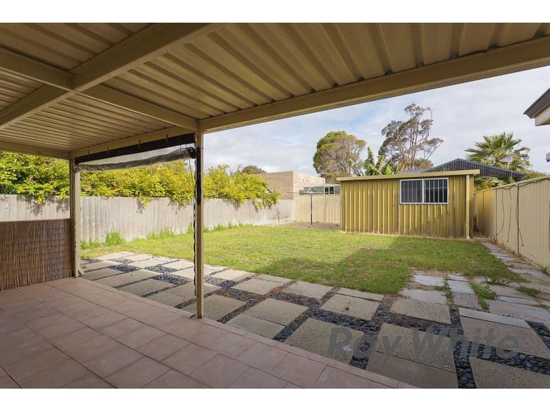 4b Ochiltree Way, KARDINYA WA 6163, Kardinya - Thumbnail 4