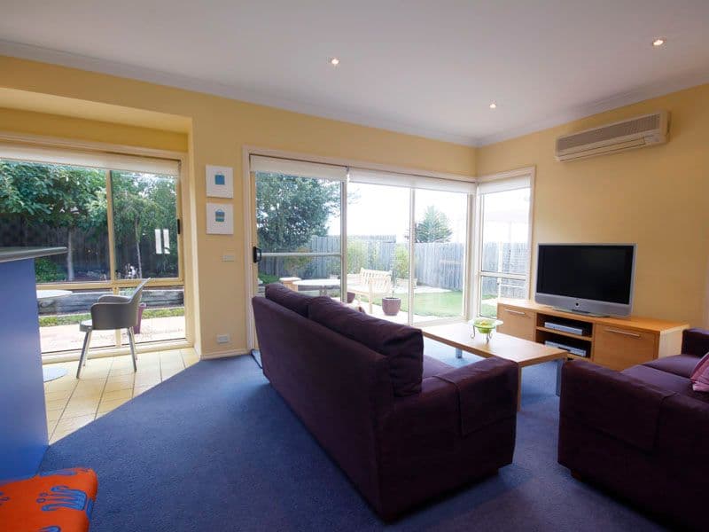 20 Kardinia Drive, BELL POST HILL VIC 3215, Bell Post Hill - Thumbnail 3