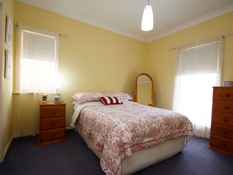 20 Kardinia Drive, BELL POST HILL VIC 3215, Bell Post Hill - Thumbnail 6