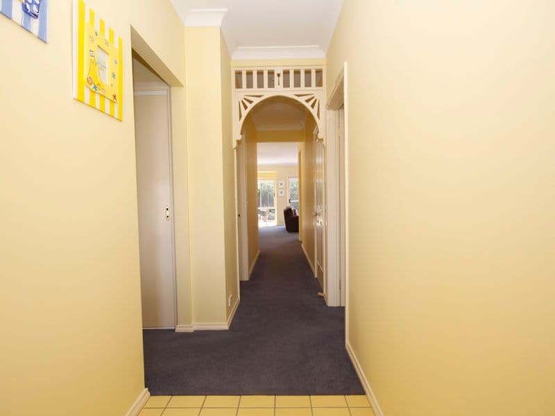 20 Kardinia Drive, BELL POST HILL VIC 3215, Bell Post Hill - Thumbnail 7