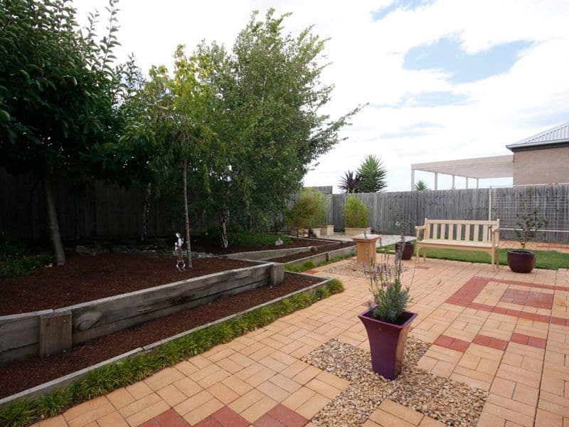 20 Kardinia Drive, BELL POST HILL VIC 3215, Bell Post Hill - Thumbnail 8