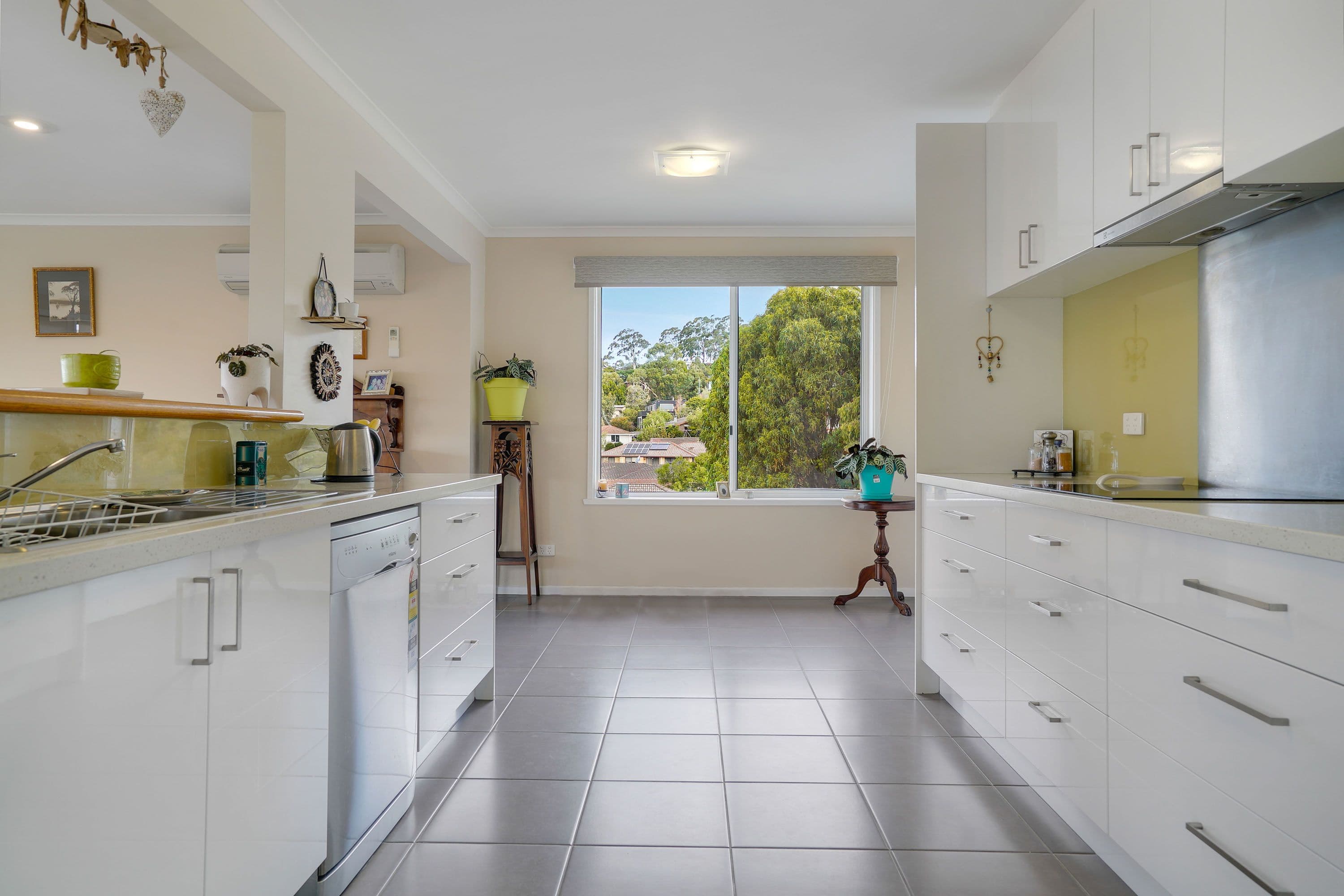 22 Calder Crescent, Blackmans Bay TAS 7052, Blackmans Bay - Thumbnail 7