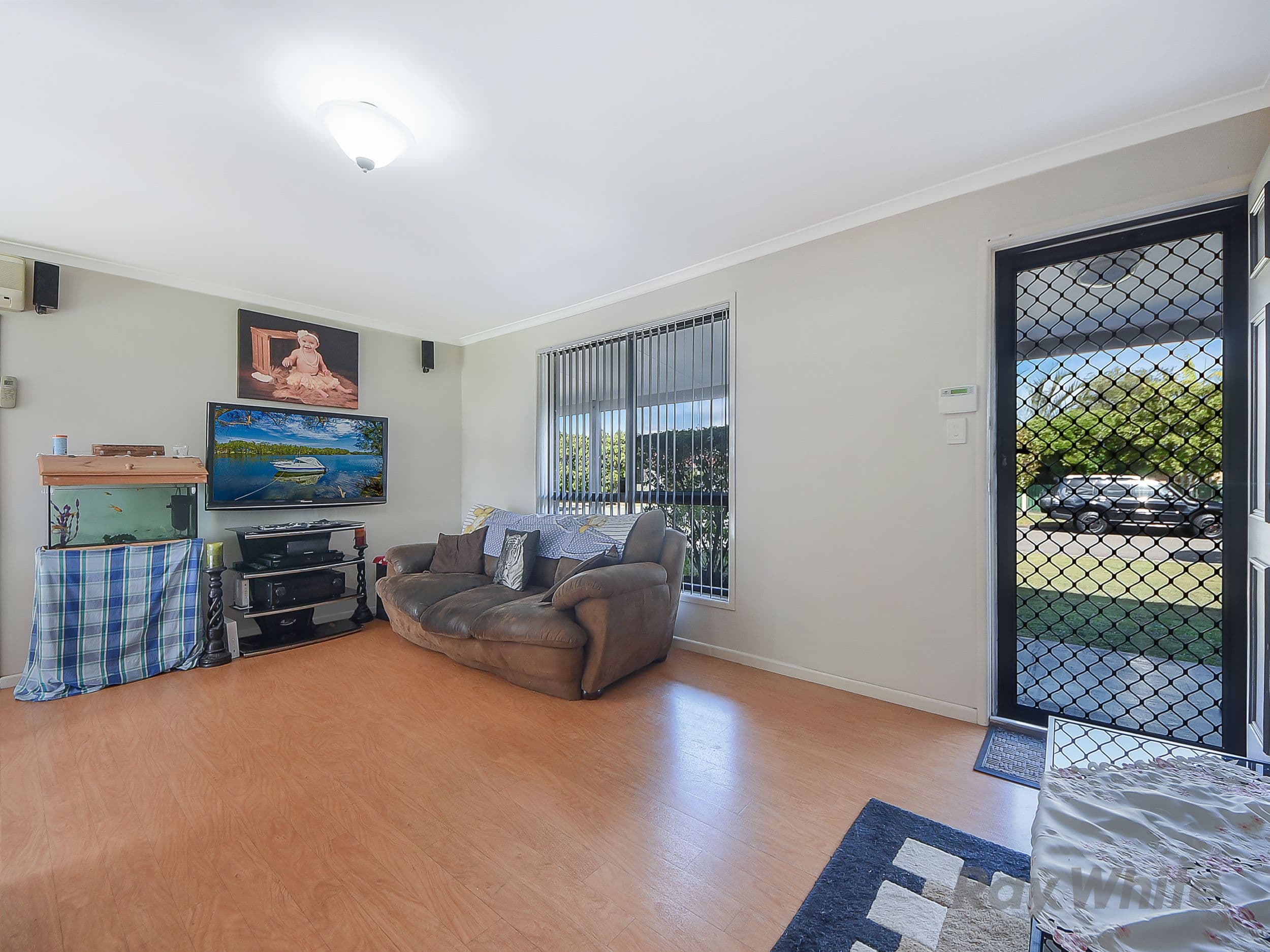20 Burrabi Street, Bald Hills QLD 4036, Bald Hills - Thumbnail 3