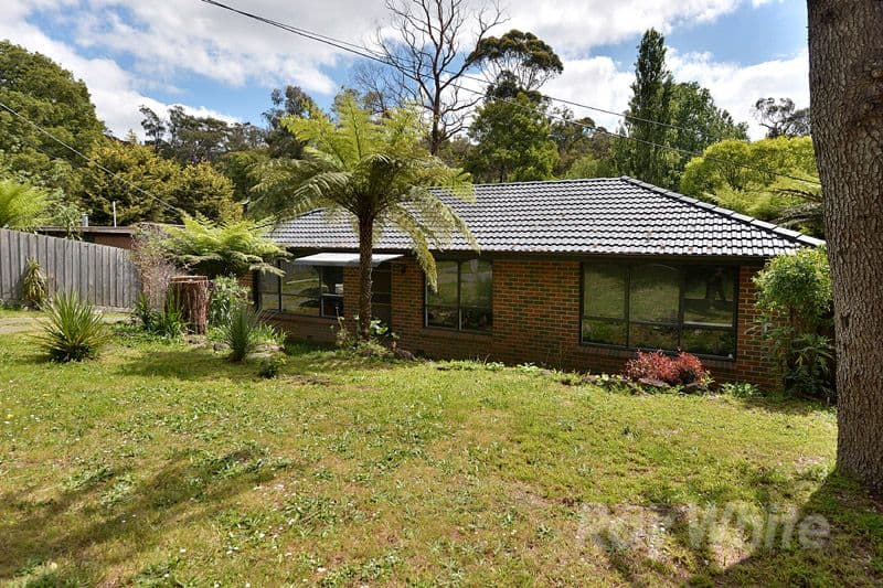 16 Inverness Avenue, THE BASIN VIC 3154, The Basin - Image 1