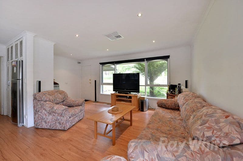 16 Inverness Avenue, THE BASIN VIC 3154, The Basin - Thumbnail 3