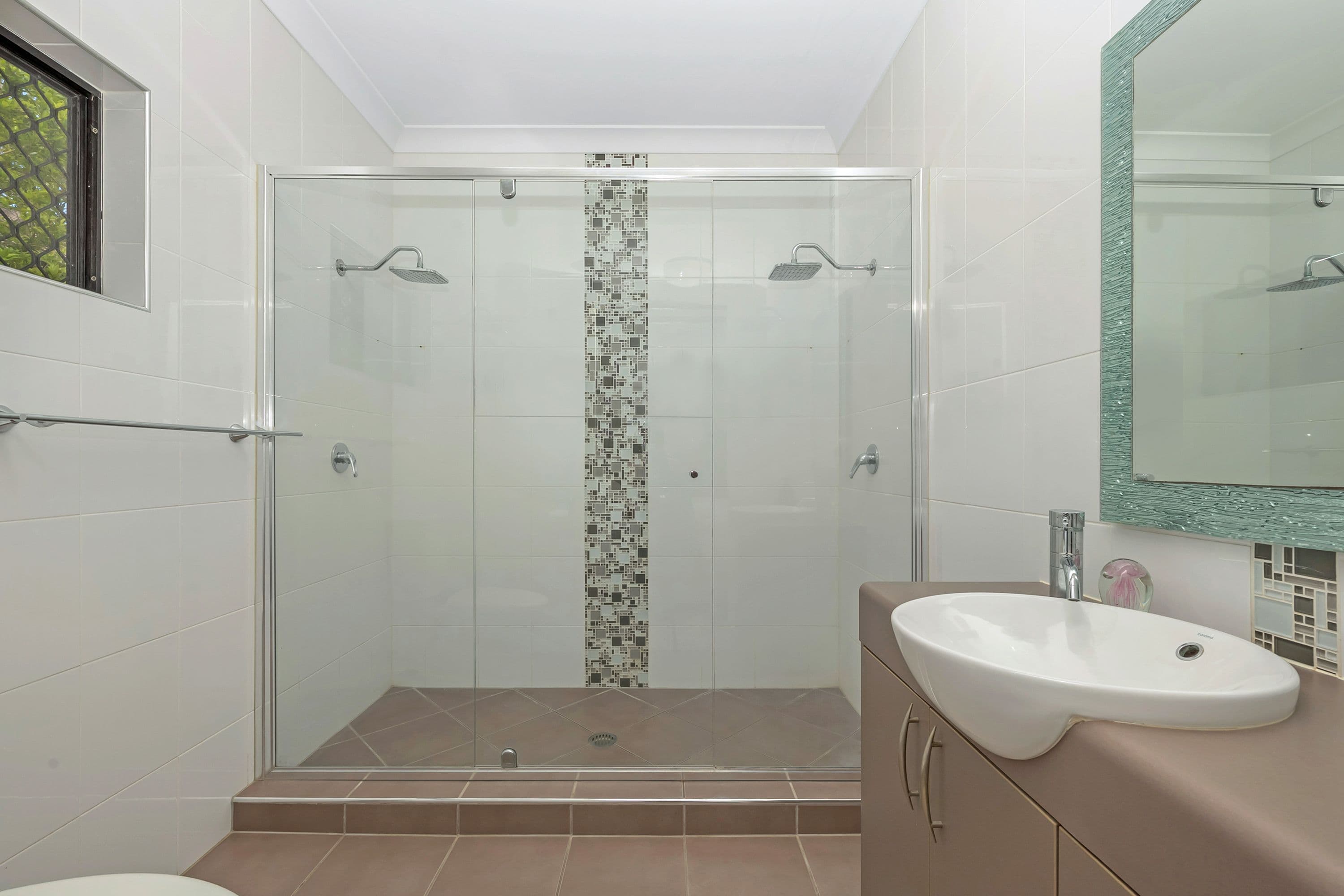 9 Osterlund Place, Burdell QLD 4818, Burdell - Thumbnail 6