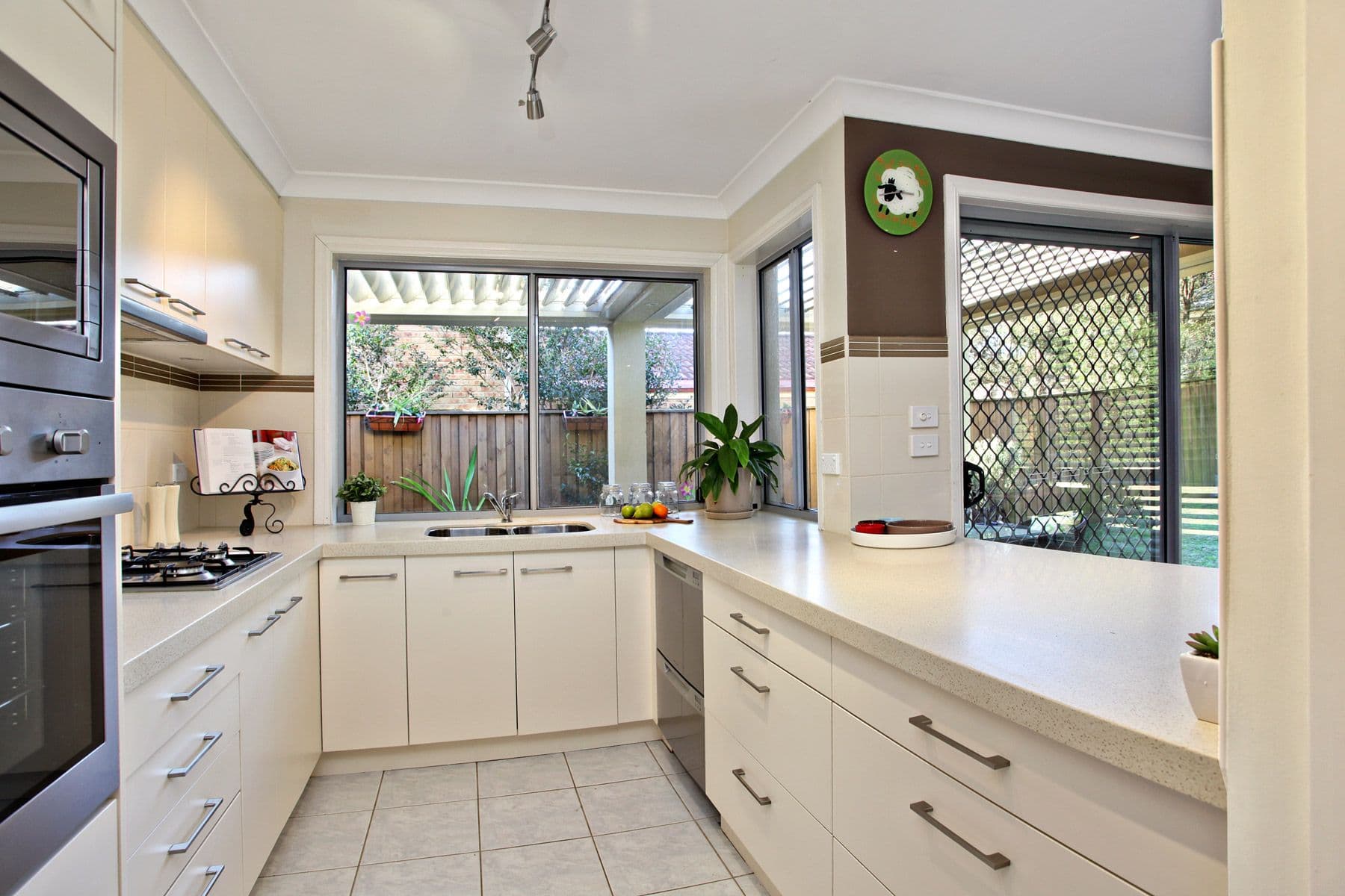 13 Kirkcaldy Circuit, Kellyville NSW 2155, Kellyville - Thumbnail 2