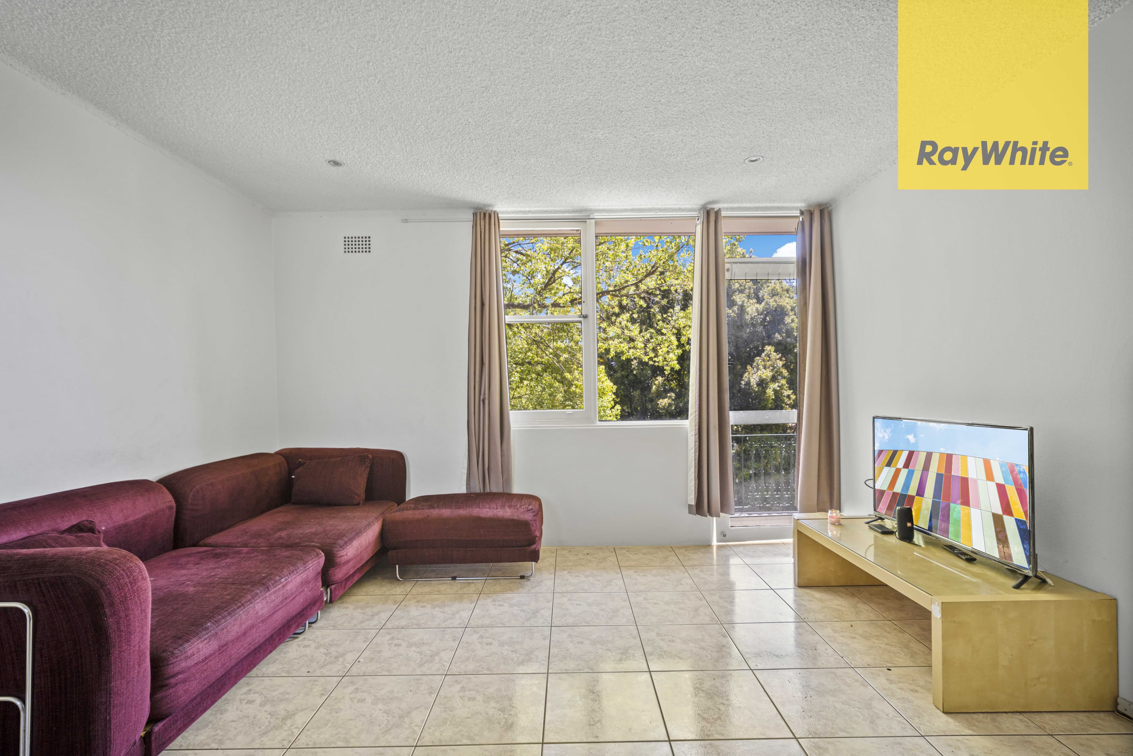 10 Renown Avenue, Wiley Park NSW 2195, Wiley Park - Thumbnail 2