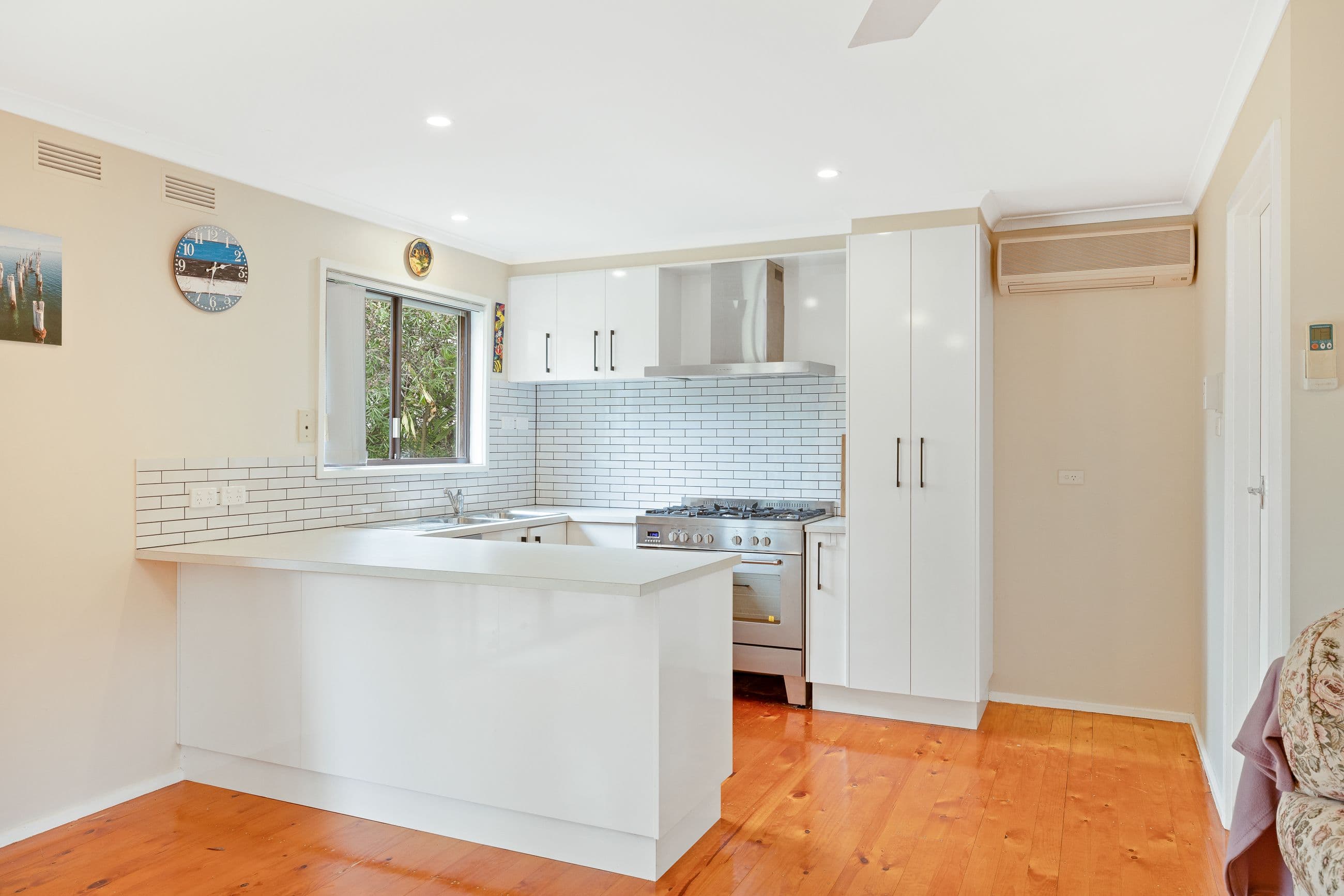 11 Highland Avenue, Cowes VIC 3922, Cowes - Thumbnail 3