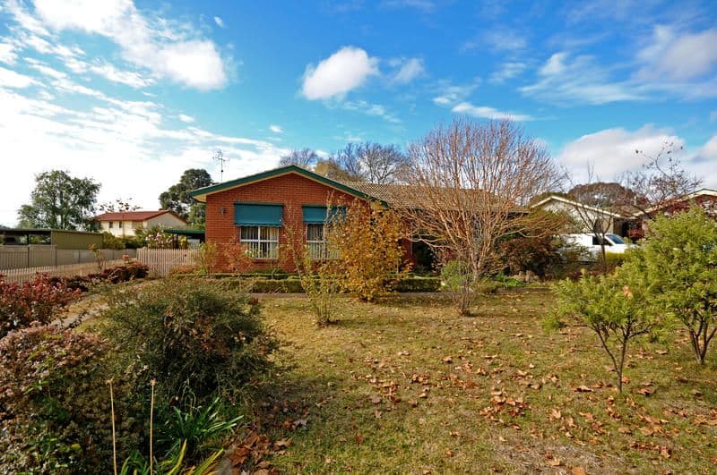 7 McDonald Street, CHIFLEY ACT 2606, Chifley - Image 1