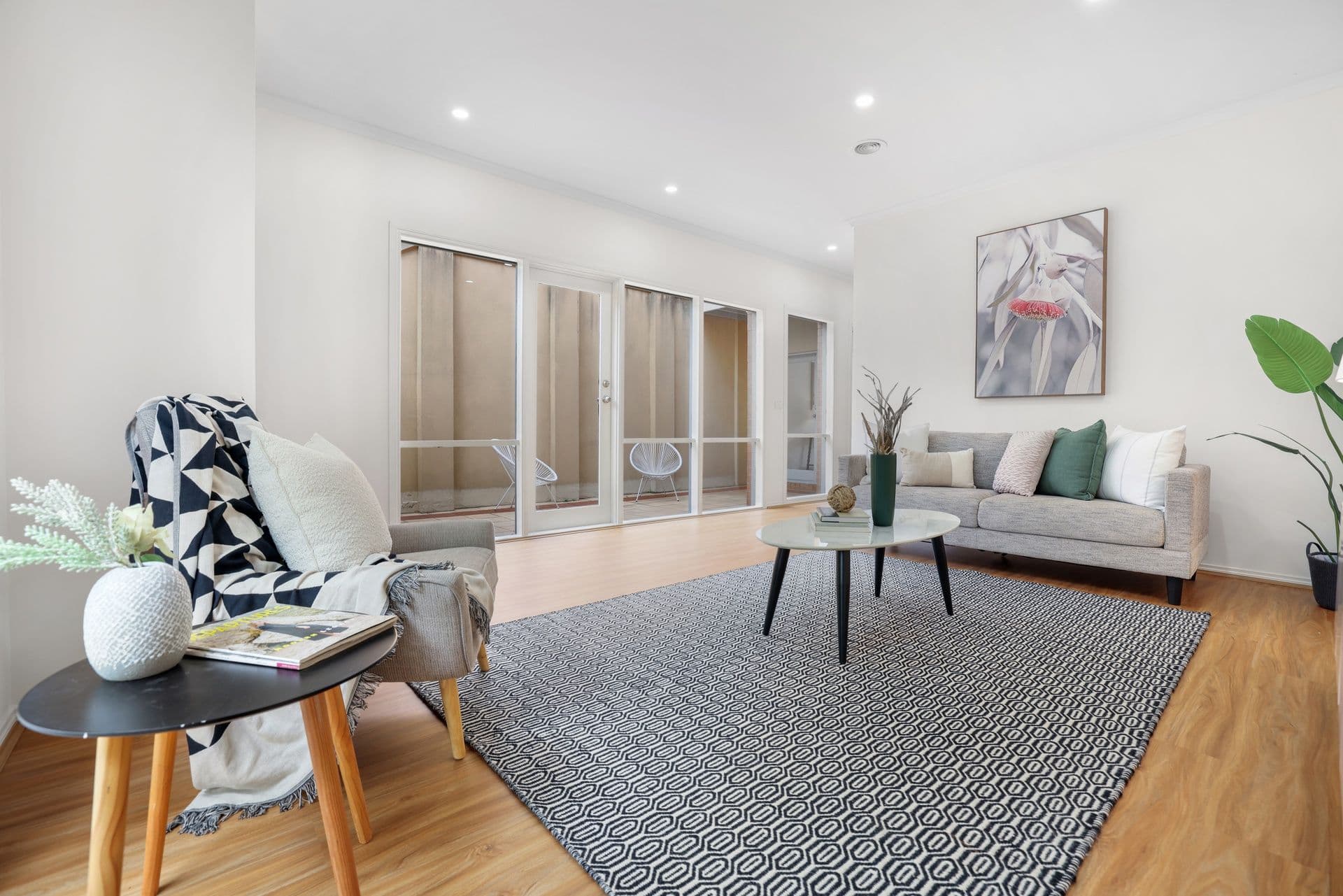 16 Waterford Avenue, Maribyrnong VIC 3032, Maribyrnong - Thumbnail 2