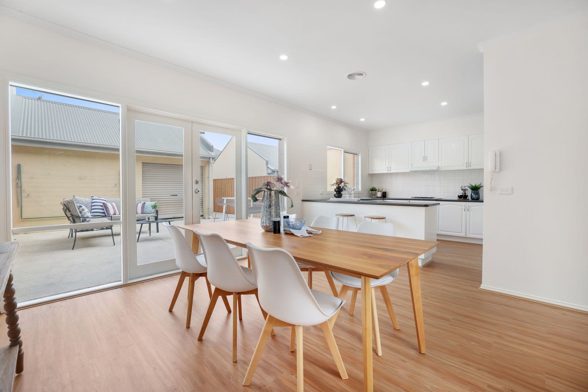 16 Waterford Avenue, Maribyrnong VIC 3032, Maribyrnong - Thumbnail 3