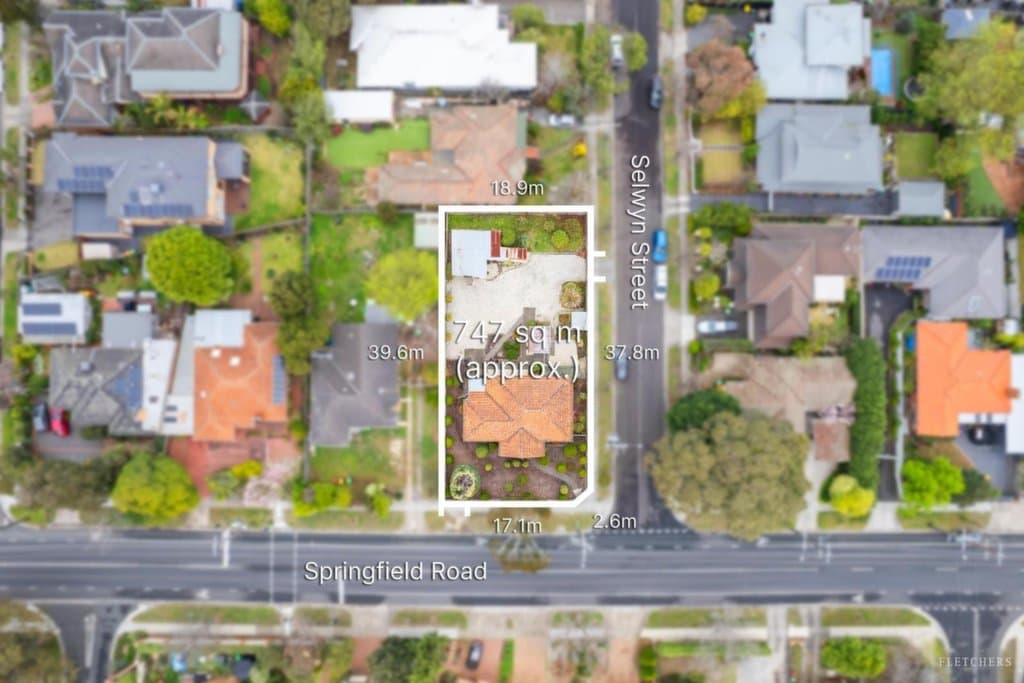 16 Springfield Road, Blackburn - Image 1