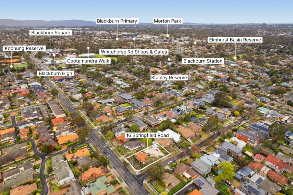 16 Springfield Road, Blackburn - Thumbnail 3