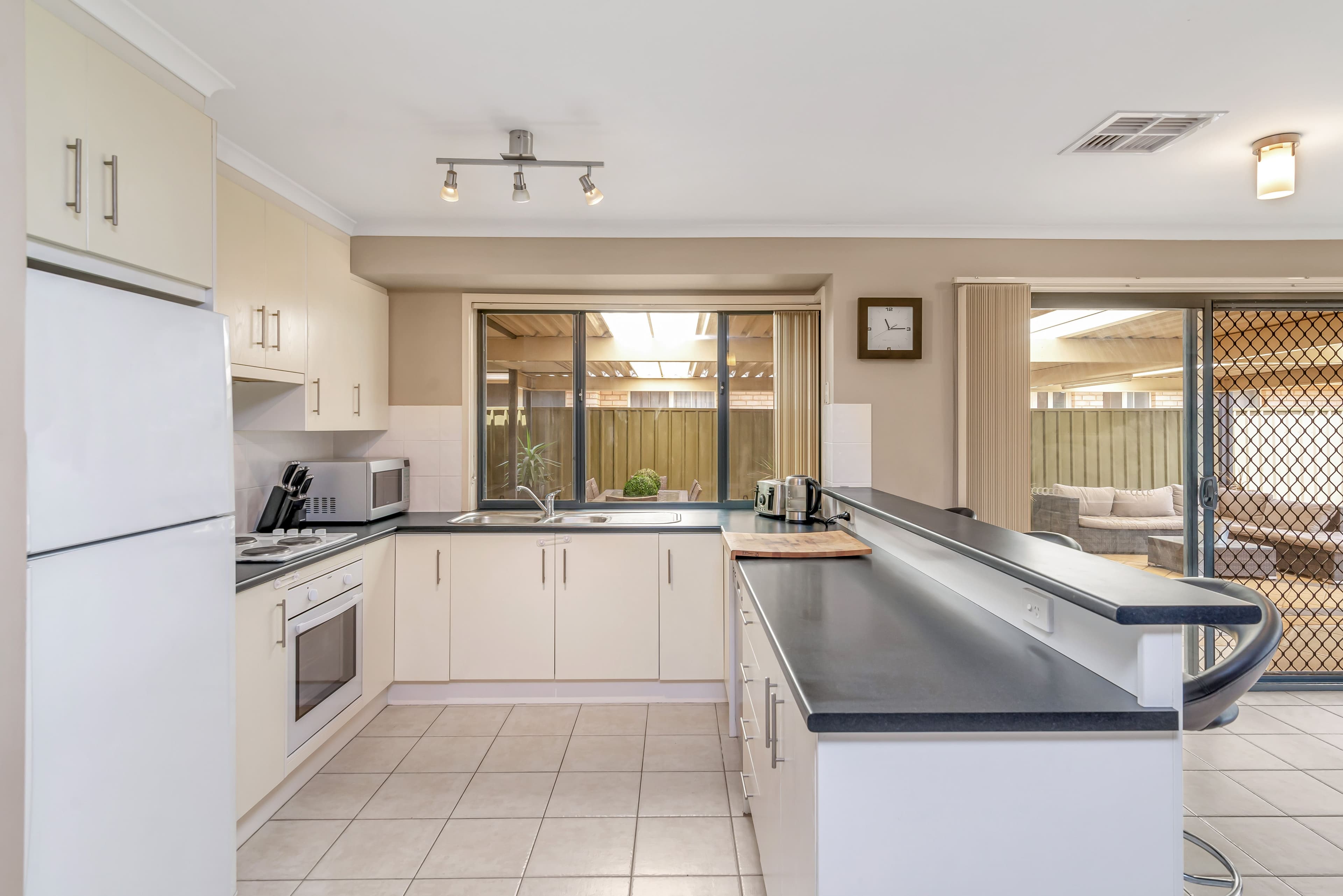 78 Leicester Grove, Andrews Farm SA 5114, Andrews Farm - Thumbnail 2