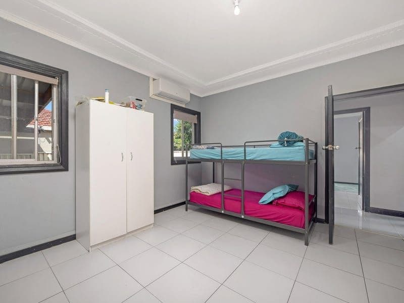 20 Hillcrest Avenue, Villawood NSW 2163, Villawood - Thumbnail 5