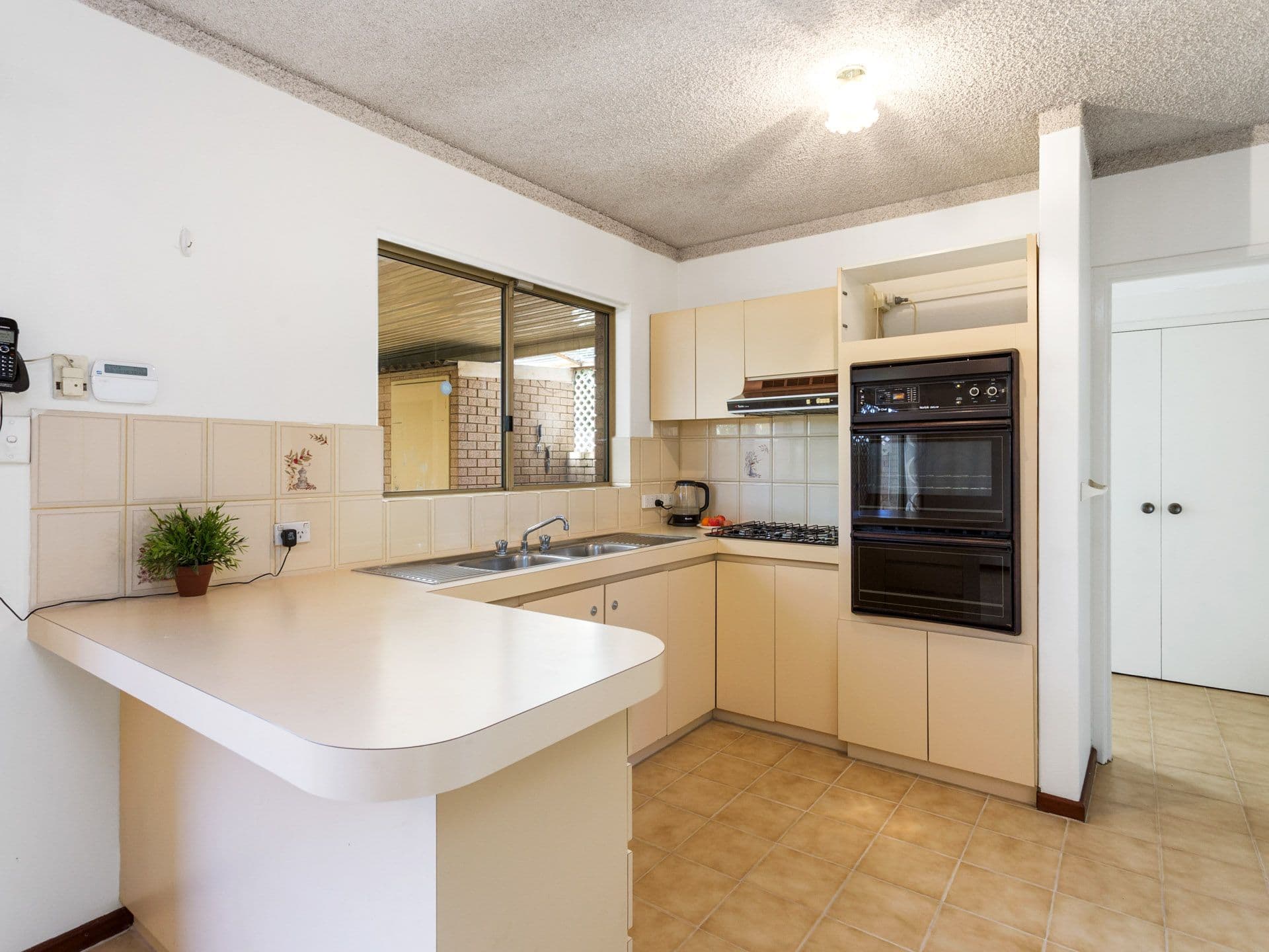 2 Axon Avenue, Victoria Park WA 6100, Victoria Park - Thumbnail 8