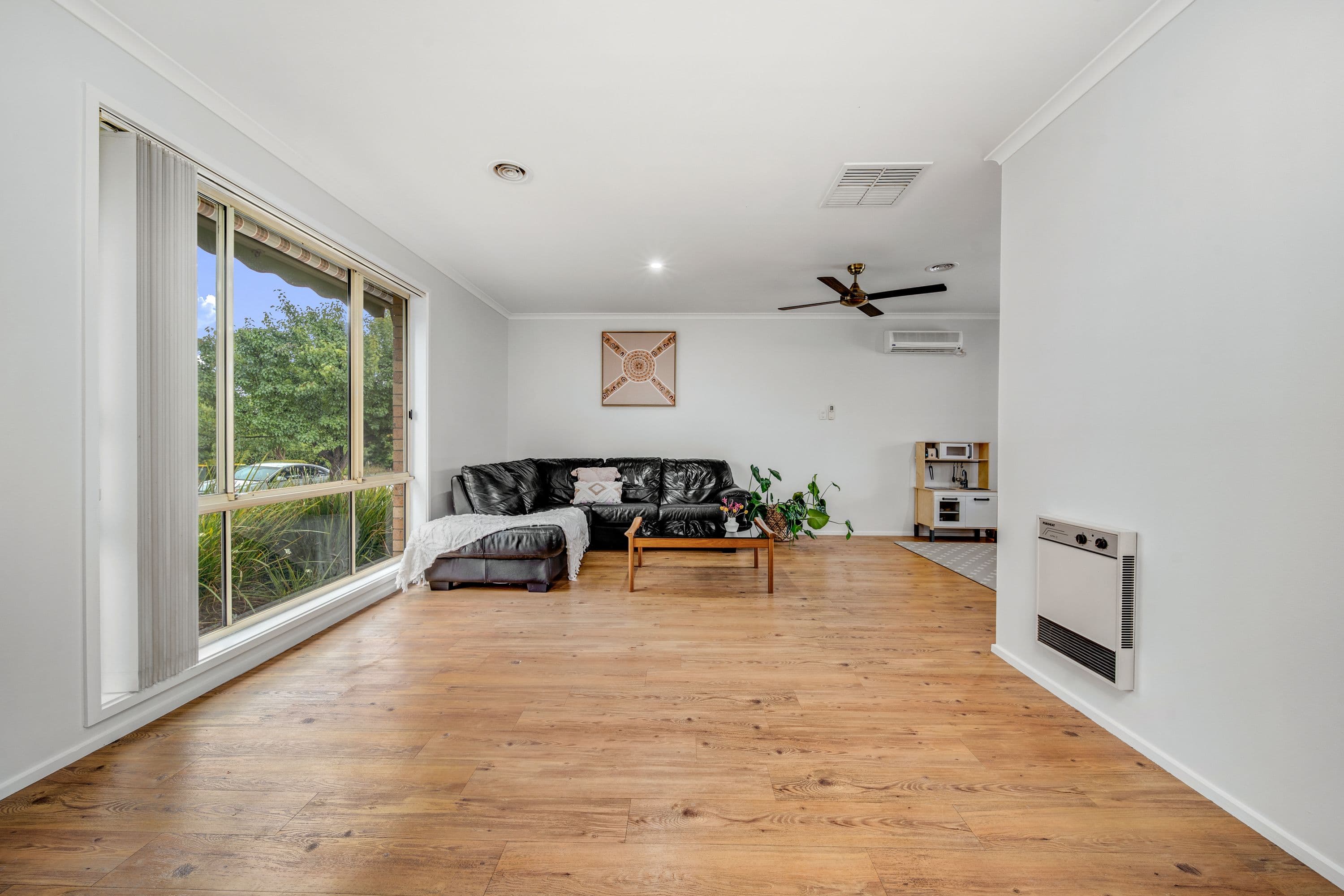 15 Wiburd Street, Banks ACT 2906, Banks - Thumbnail 8