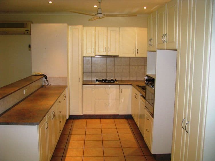 18 Cahill Crescent, NAKARA NT 0810, Nakara - Thumbnail 2