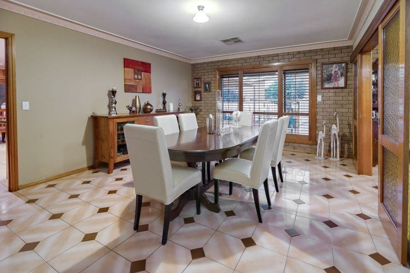 26 Coonawarra Drive, THOMASTOWN VIC 3074, Thomastown - Thumbnail 8
