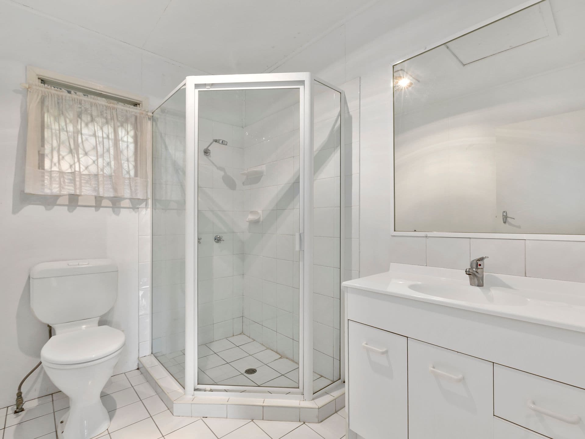 57 Crown Street, Holland Park West QLD 4121, Holland Park West - Thumbnail 5