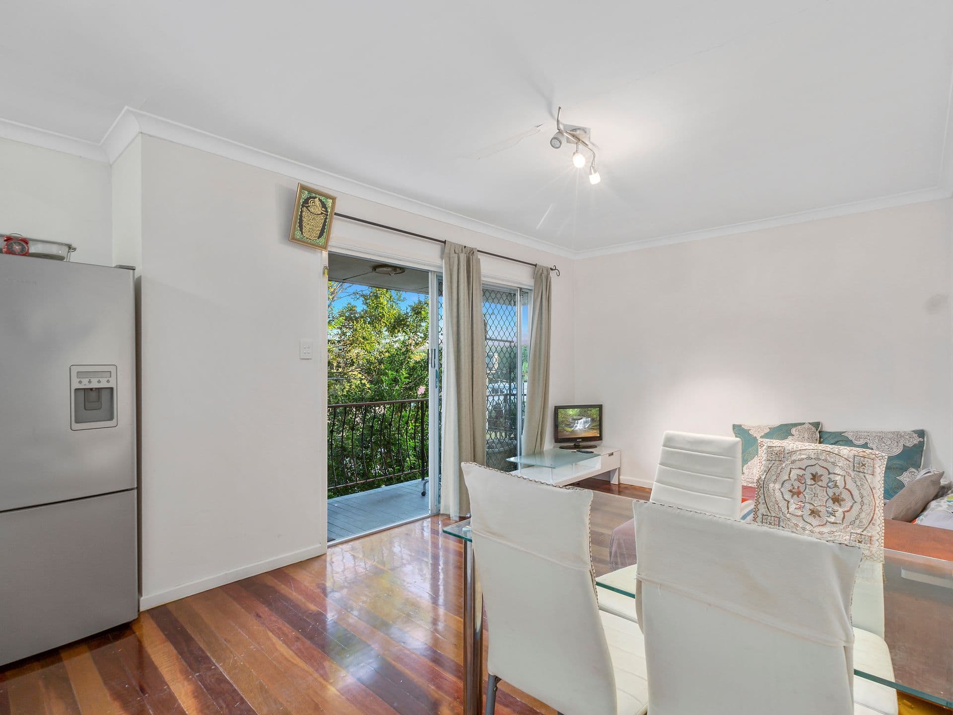57 Crown Street, Holland Park West QLD 4121, Holland Park West - Thumbnail 6