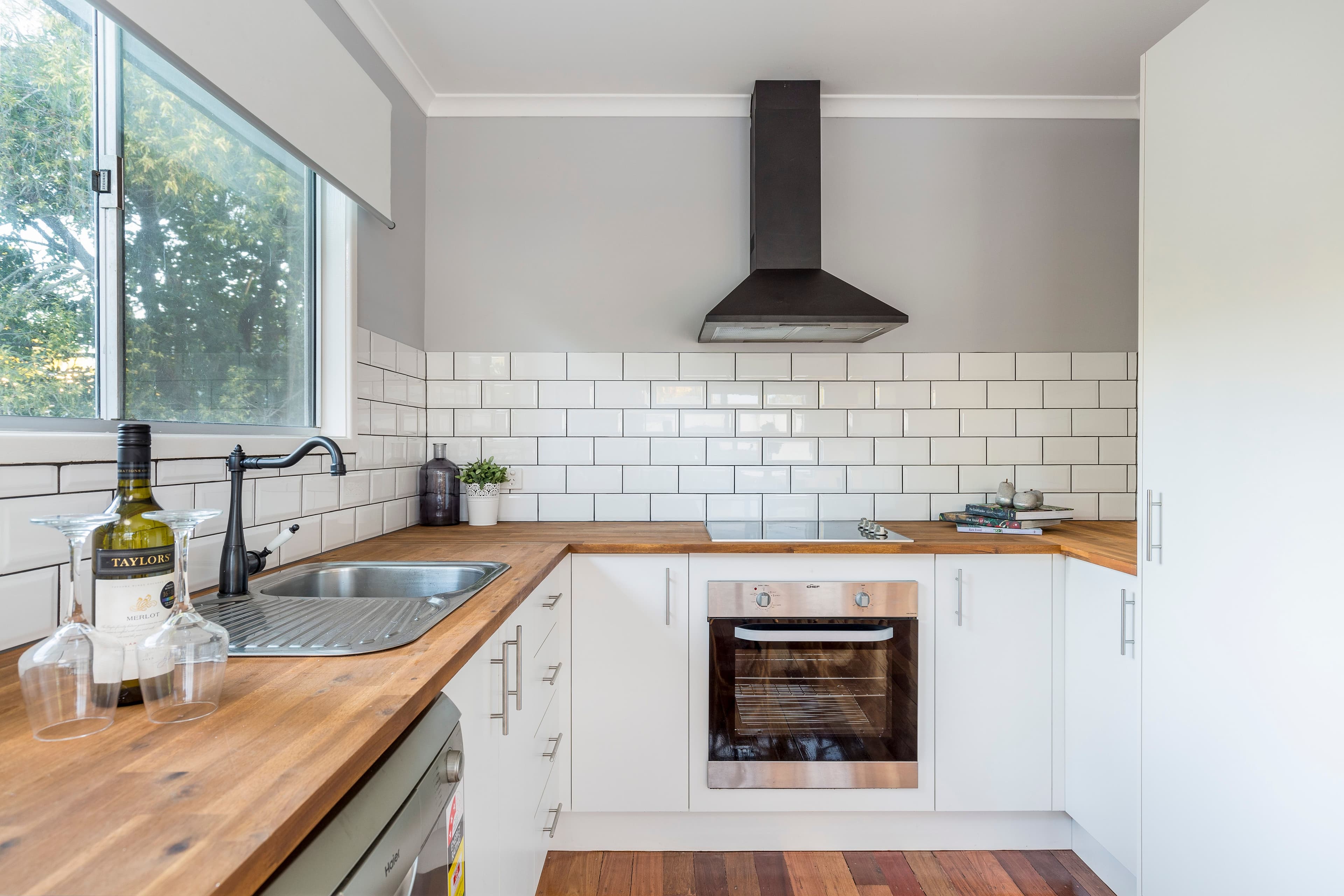 7 Luckie Crescent, Tivoli QLD 4305, Tivoli - Thumbnail 6