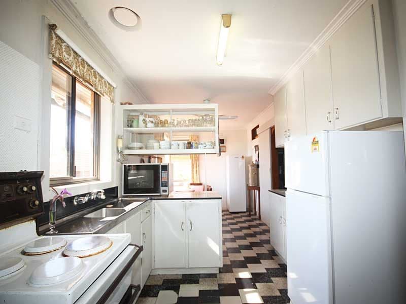 25 Sheridan Street, HAMLYN HEIGHTS VIC 3215, Hamlyn Heights - Thumbnail 2