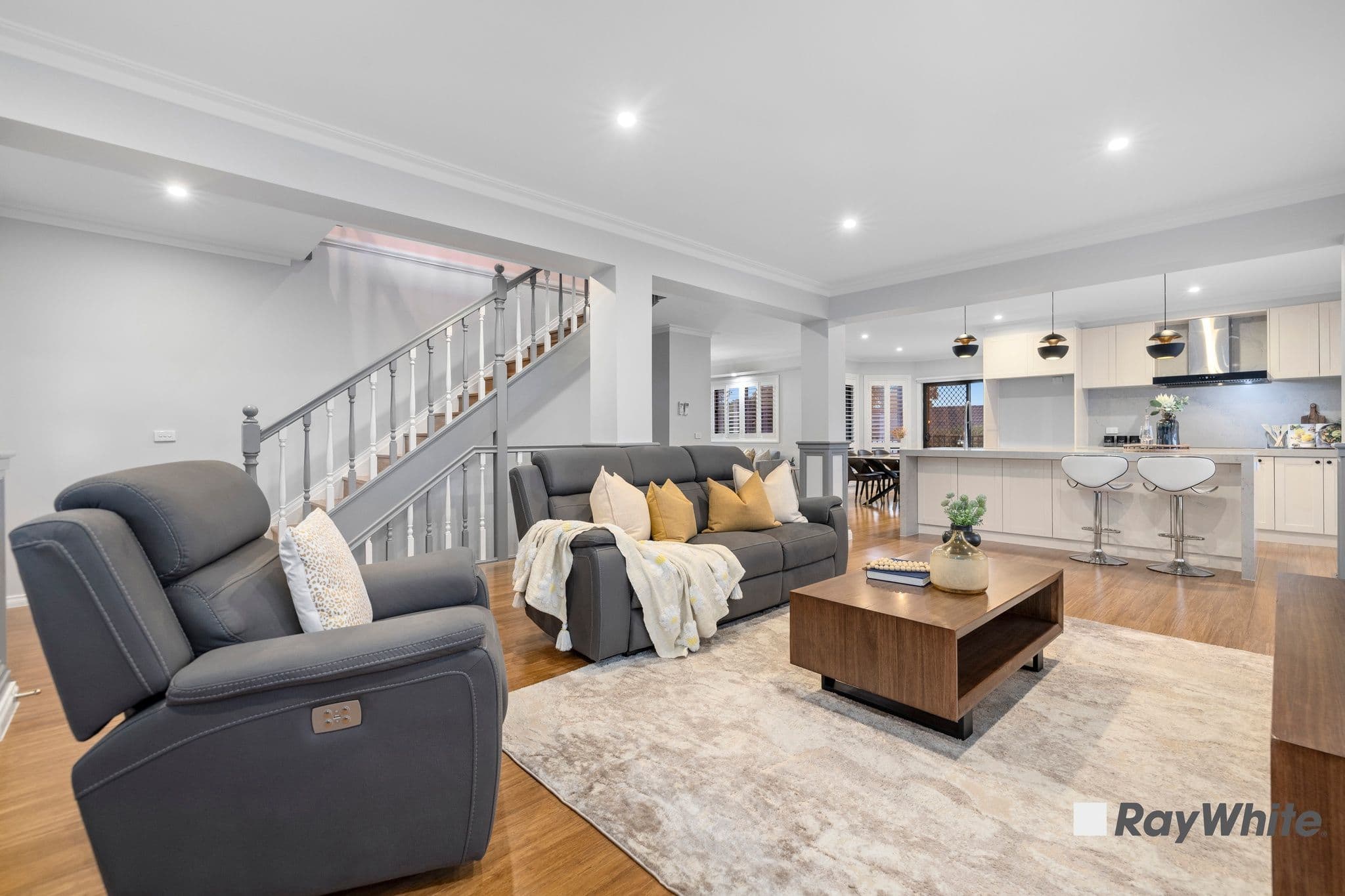 17 William Hovell Drive, Endeavour Hills VIC 3802, Endeavour Hills - Thumbnail 4