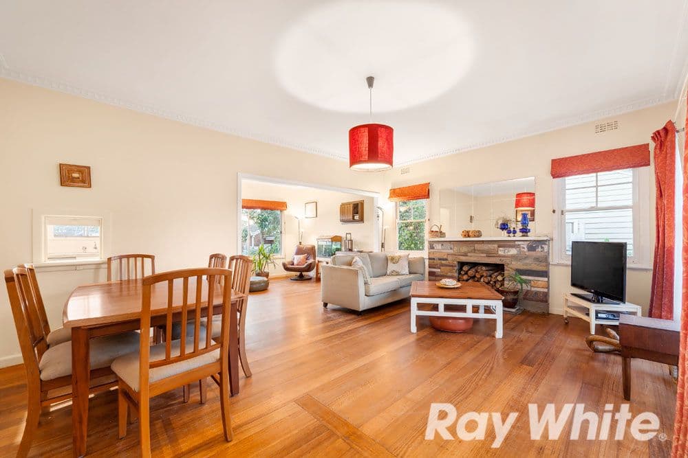 24 Clanbrae Avenue, Burwood VIC 3125, Burwood - Thumbnail 4