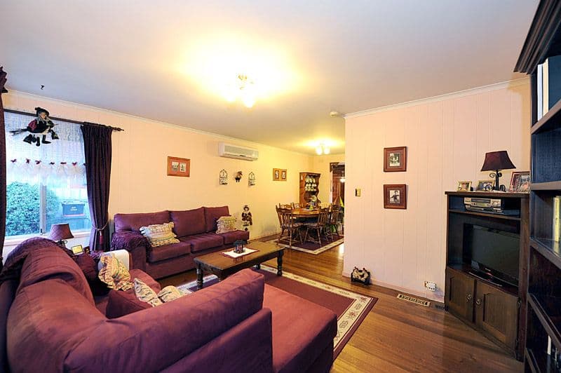 17 Harwell Road, FERNTREE GULLY VIC 3156, Ferntree Gully - Thumbnail 2