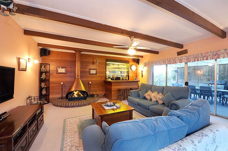 17 Harwell Road, FERNTREE GULLY VIC 3156, Ferntree Gully - Thumbnail 3