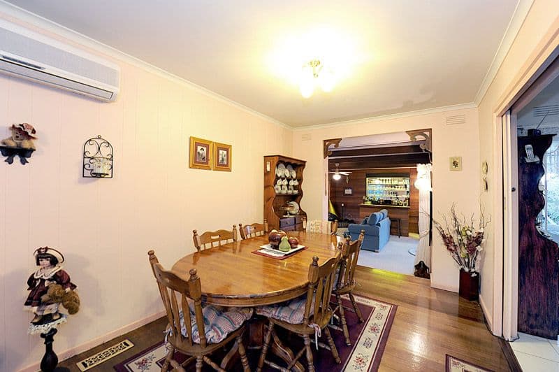 17 Harwell Road, FERNTREE GULLY VIC 3156, Ferntree Gully - Thumbnail 4