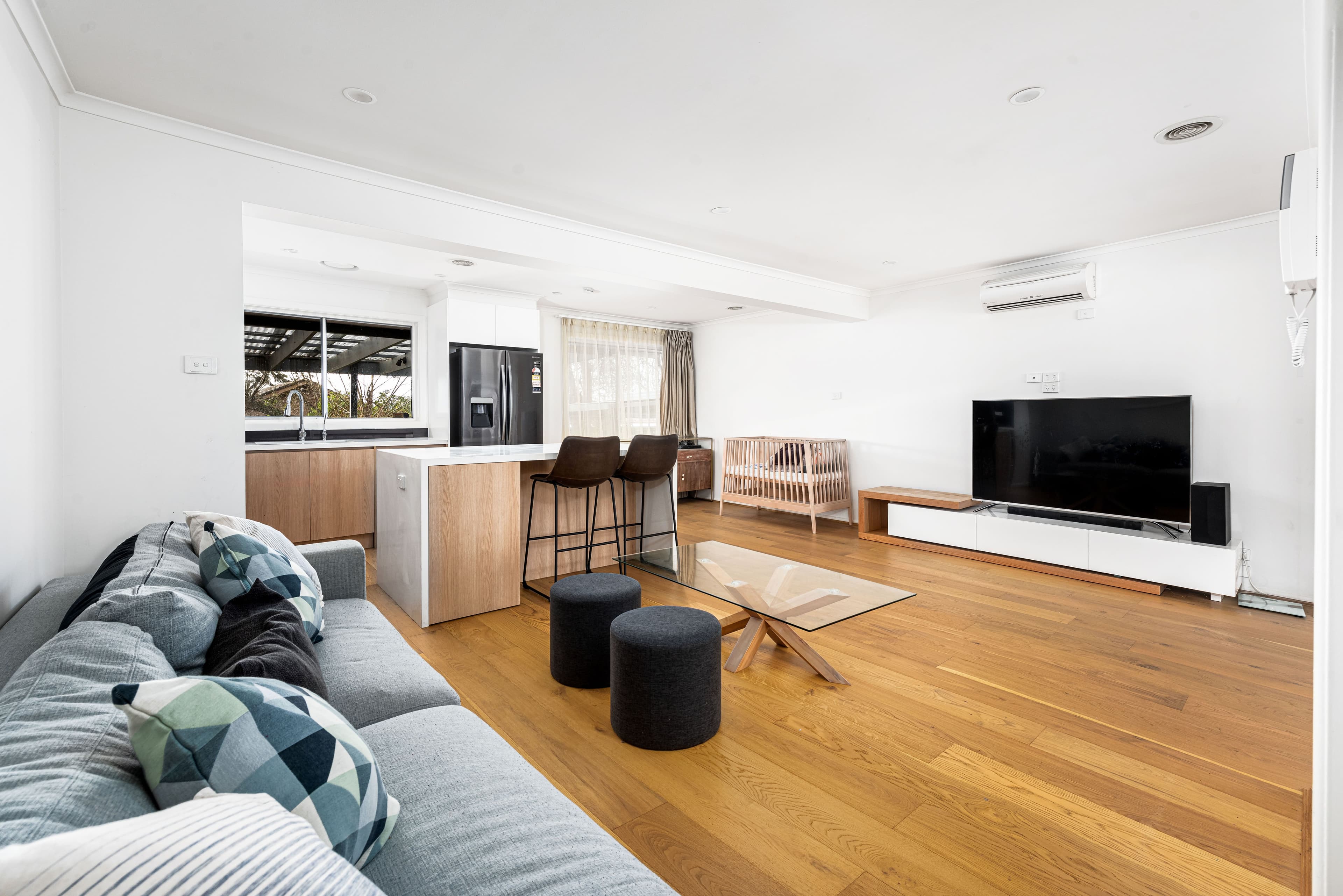 380 Grimshaw Street, Bundoora VIC 3083, Bundoora - Thumbnail 4