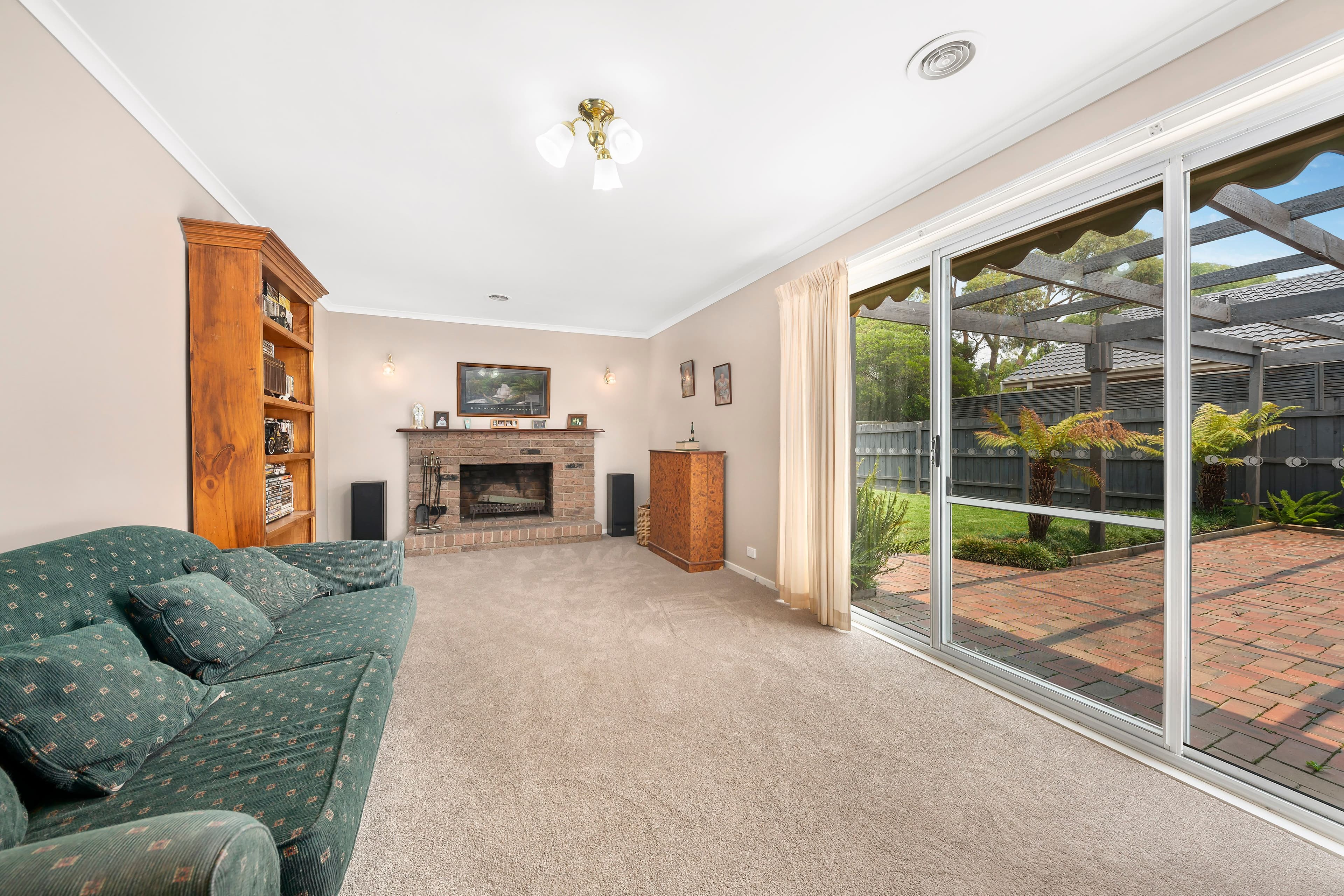 26 Lambourne Avenue, Rowville VIC 3178, Rowville - Thumbnail 3