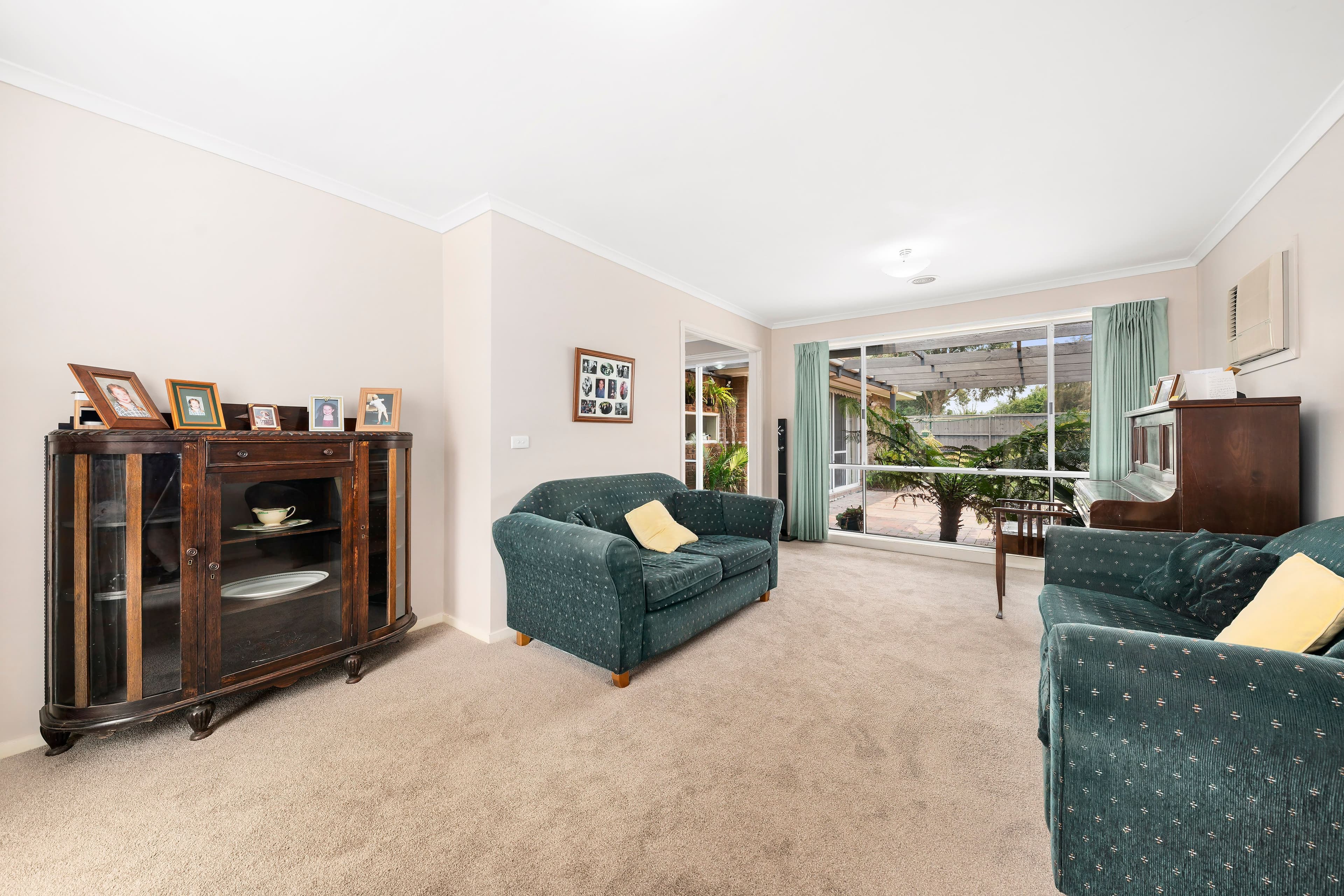 26 Lambourne Avenue, Rowville VIC 3178, Rowville - Thumbnail 4