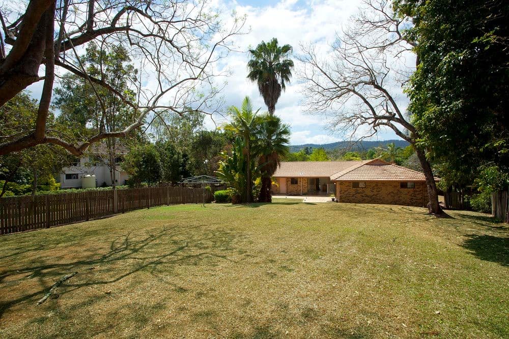 8 Parterre Court, THE GAP QLD 4061, The Gap - Thumbnail 2